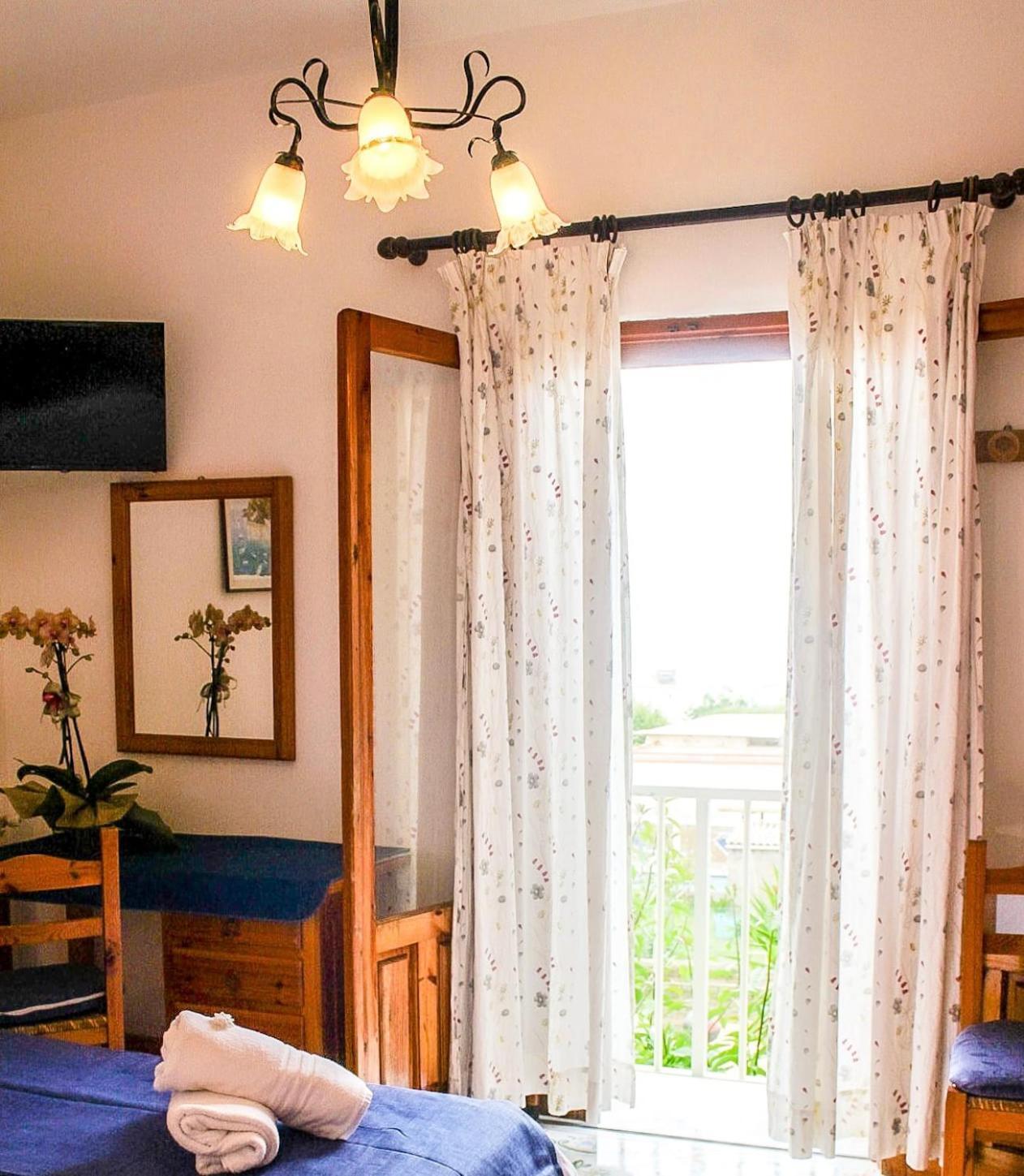 Hotel Casa Giuseppina Sant'Angelo  Buitenkant foto